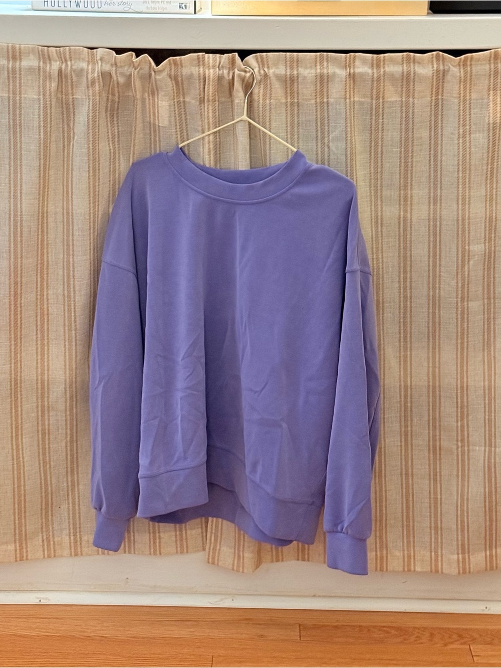 Lululemon purple crewneck sweatshirt